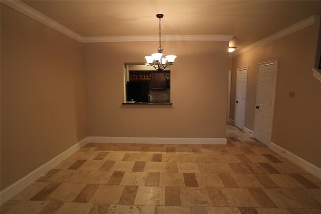 Foto del edificio - 17627 Red Oak Dr