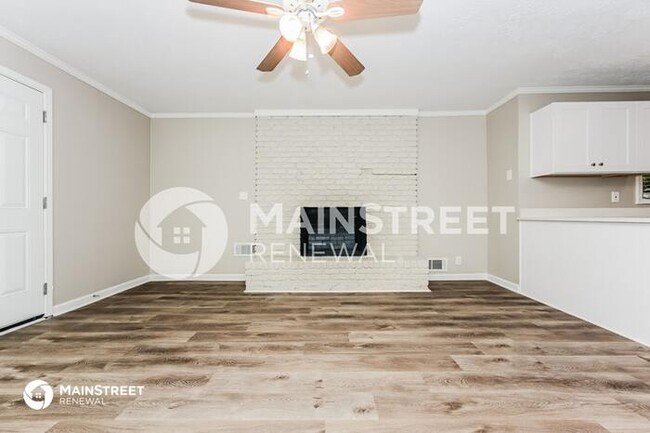 Building Photo - 3723 Eagle Woods Cir, Lithonia, GA 30038
