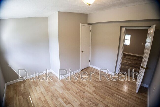 Foto del edificio - 3518 Pulaski Hwy