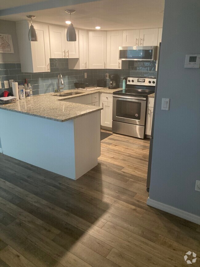 Ponderosa Park Apartments under 3,000 Hudson, FL 1 Rentals