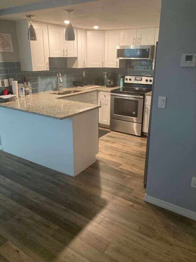 Kitchen - 12405 Quail Run Row
