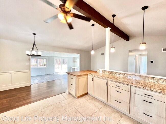 Building Photo - 4 br, 2 bath House - 4938 Zion Ave