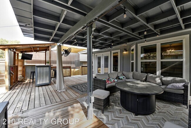 Foto del edificio - 3 br, 2.5 bath House - 3318 STONEY COUNTRY