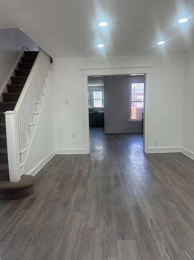 Foto del edificio - 4860 Gransback St