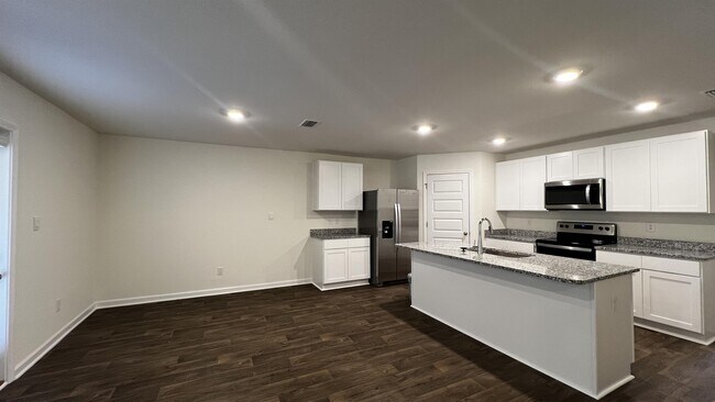 Building Photo - 11125 Elemis Dr