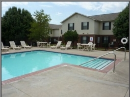 Piscina - Parkridge Apartments