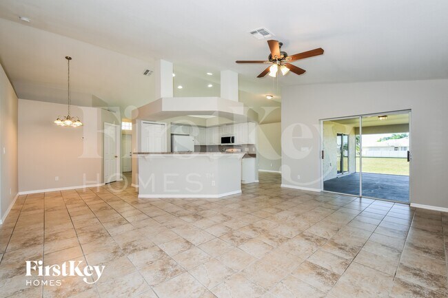 Foto del edificio - 405 NW 6th Terrace