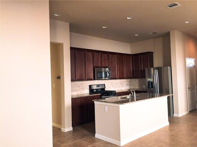 Foto del edificio - 5621 Porano Cir