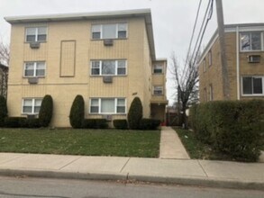 Building Photo - 711 Austin St