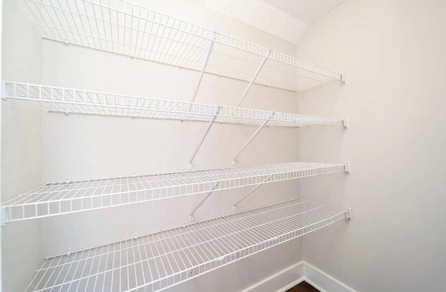 Foto del edificio - 1135 Somerset Springs Dr