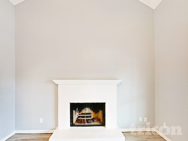 Building Photo - 4860 Country Cove Way