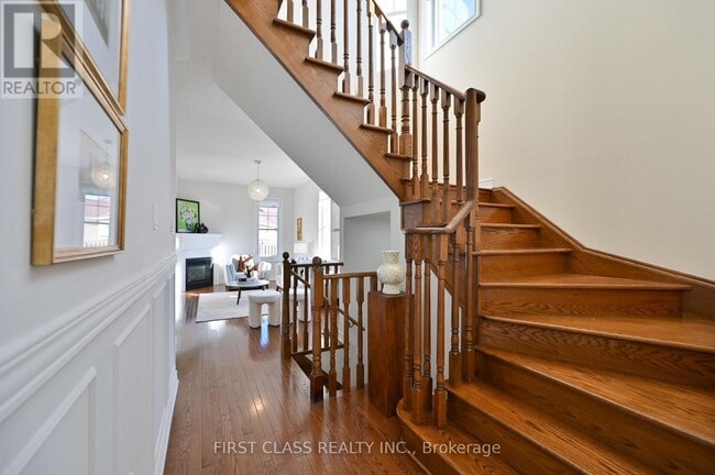 Building Photo - 12 Princess Diana Dr