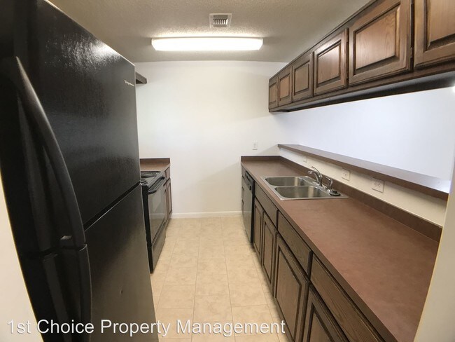 Foto del edificio - 4541 Altamesa Blvd