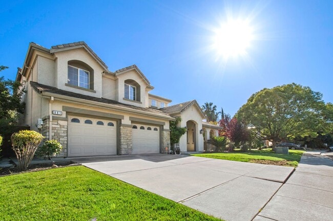 Building Photo - 991 Zephyr Ct