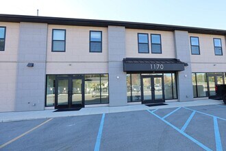 Building Photo - 1170 Plymouth Ave NE