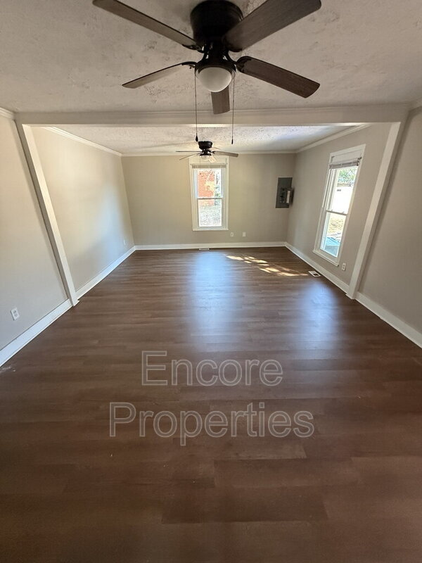 Foto del edificio - 2003 Burnett Ave