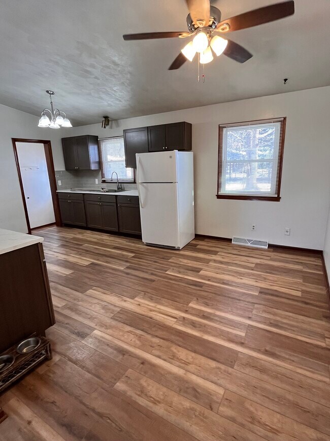 Foto del edificio - 3621 N Pine St