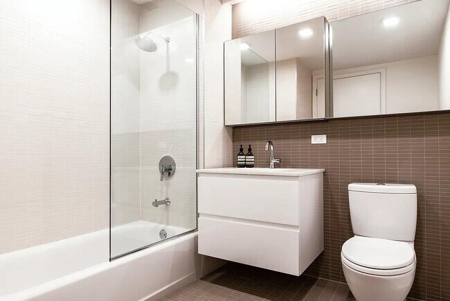 Foto del edificio - 37-40-40 27th St