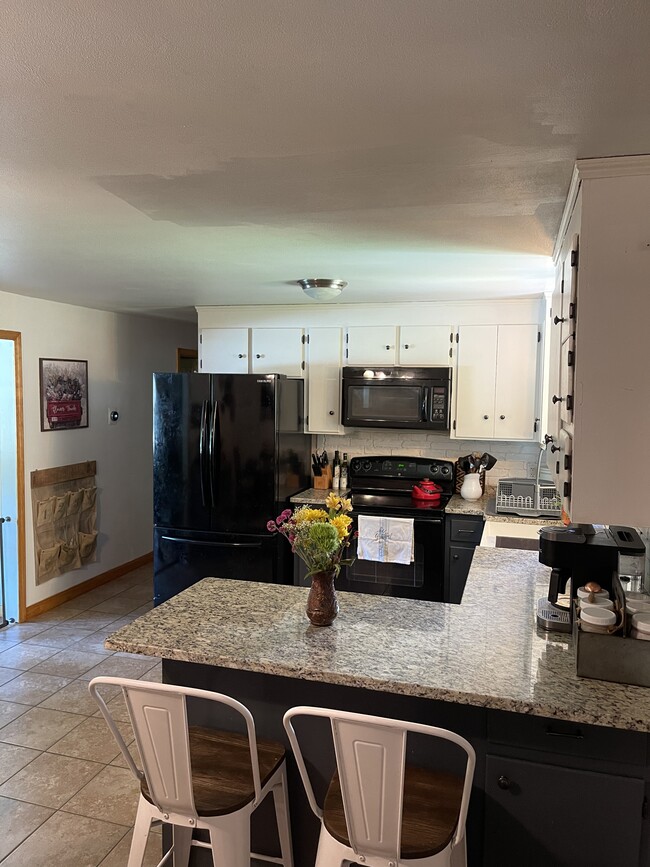 Foto del edificio - 14 Jo Ellen Dr