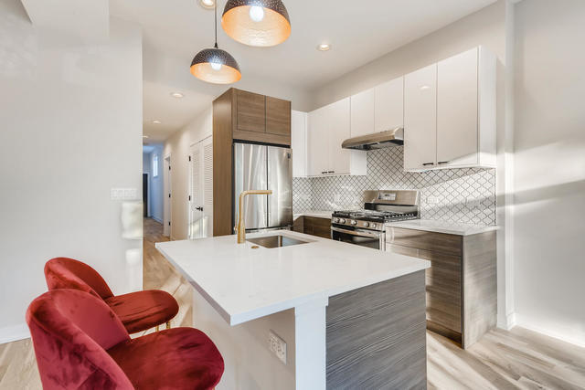 Foto del edificio - 1040 N Wood St