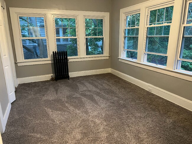 Foto del edificio - 3005 Yorkshire Rd