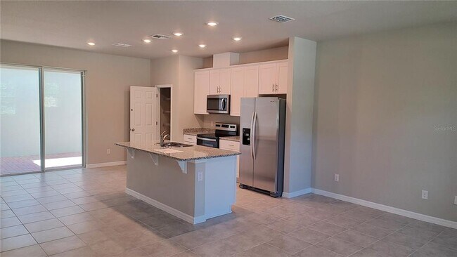 Building Photo - 1591 Grand Rue Dr