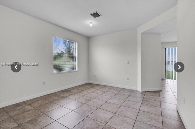 Building Photo - 10091 W 35th Ln