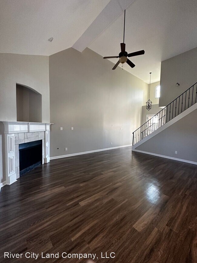 Building Photo - 4 br, 2.5 bath House - 270 Birch Springs Cove
