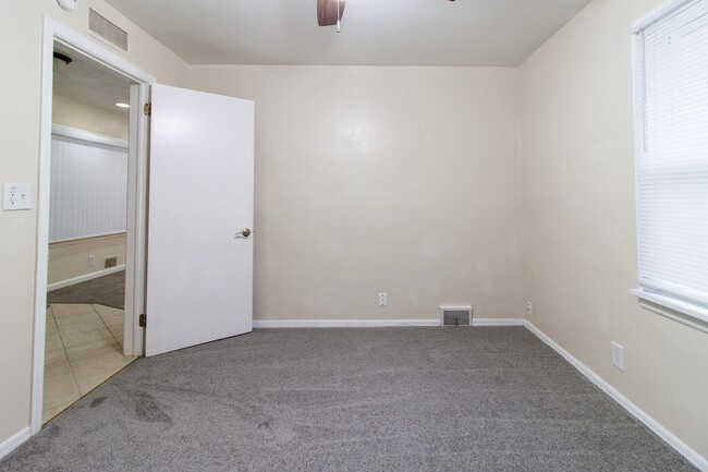 Foto del edificio - 630 Chester St