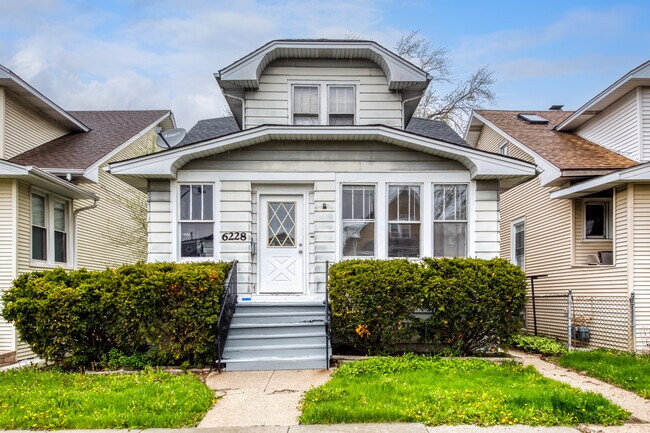 Building Photo - 6228 W Berenice Ave