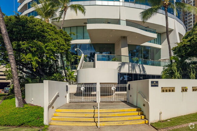 Building Photo - Nauru Tower