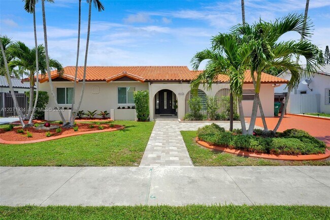 Foto del edificio - 9031 SW 11th St