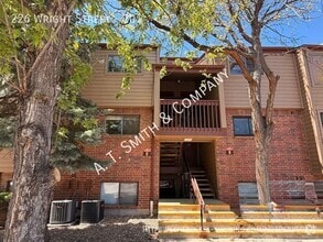 Building Photo - 226 Wright St
