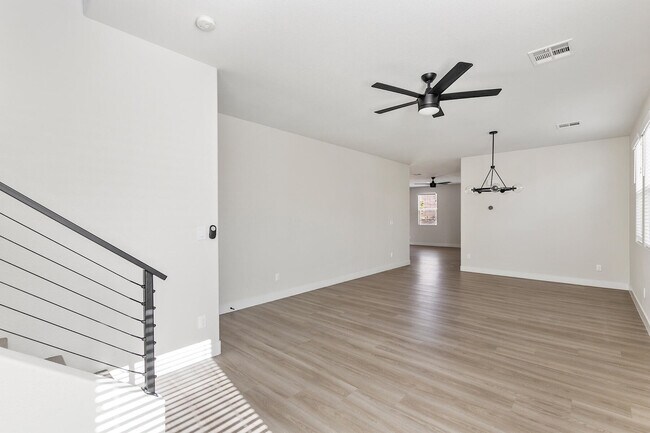 Foto del edificio - 3390 Jasmine Vine Ct
