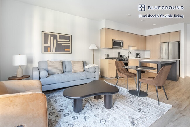 Building Photo - 350 Chastain Pl