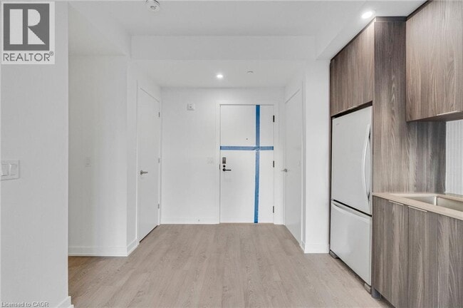 Building Photo - 720 Whitlock Ave