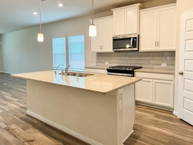 Building Photo - 1218 Bryman Dr