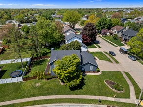 Building Photo - 4690 Lindbergh Dr