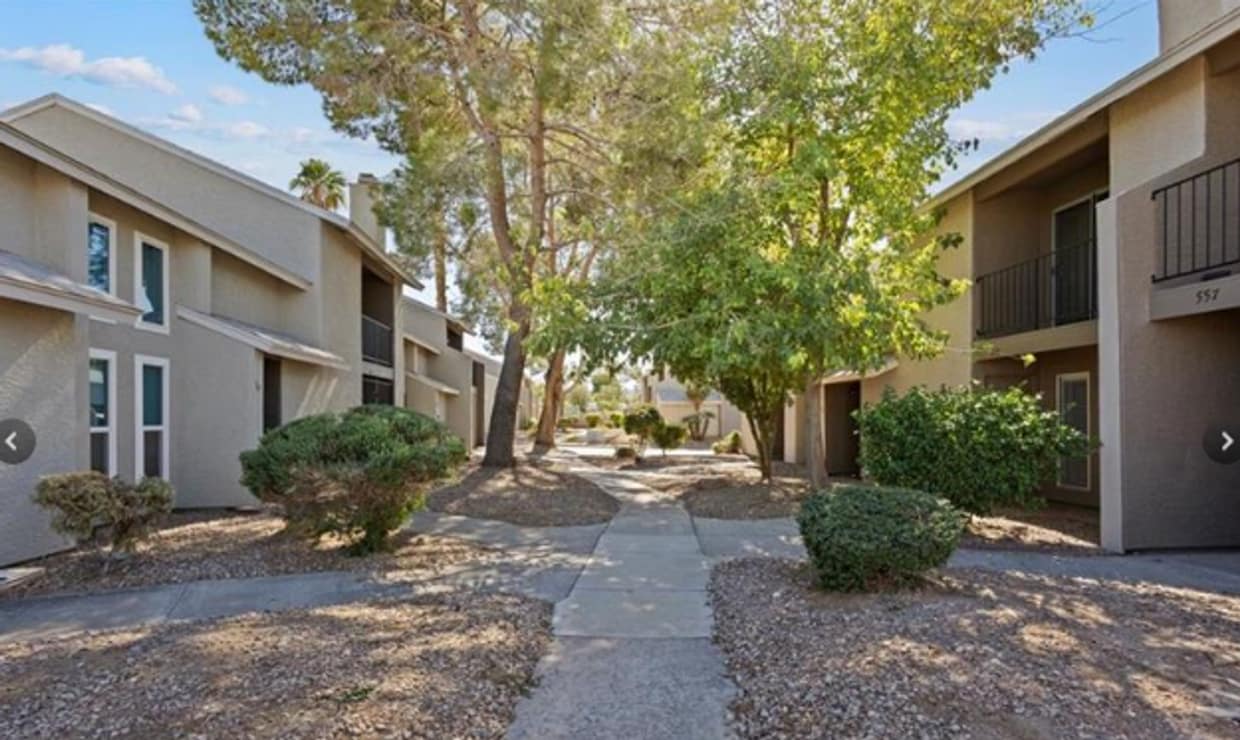 Building Photo - 563 Sellers Pl