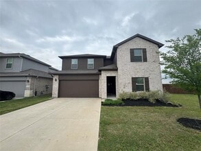 Building Photo - 7948 Oaktown Dr