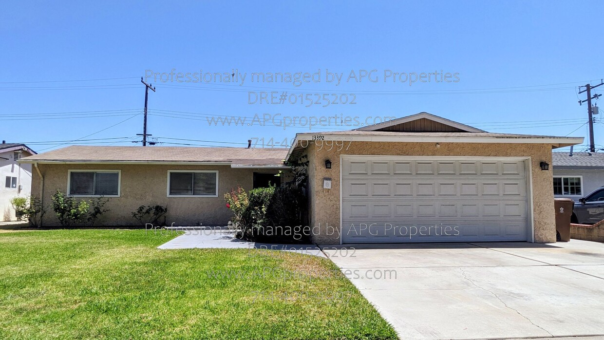 Photo - 13392 Dawn Ave-