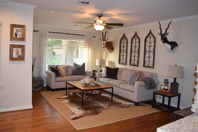 Foto del edificio - 1031 Stonecrest Dr