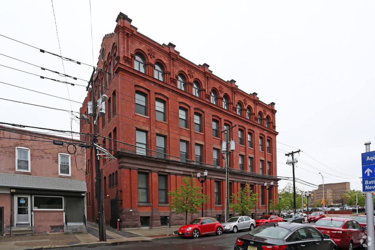 Foto del edificio - Market Fair Senior Housing