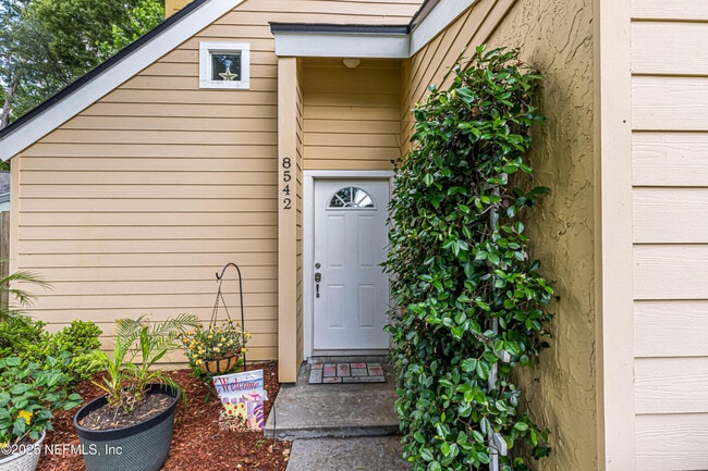 Building Photo - 8542 Goldeneye Ln