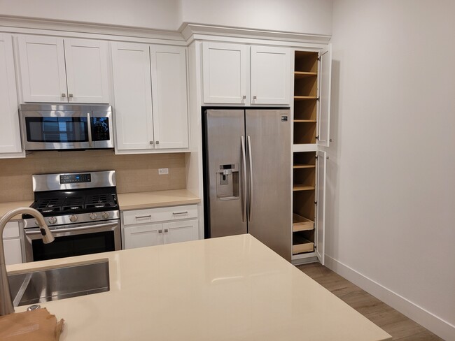 Building Photo - 1000 Berryessa Ln