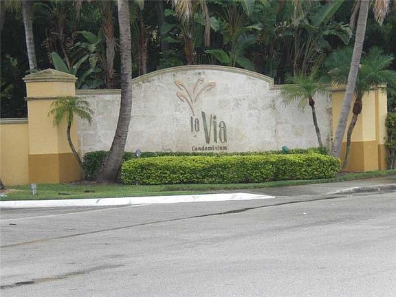 Foto del edificio - 9620 NW 2nd St