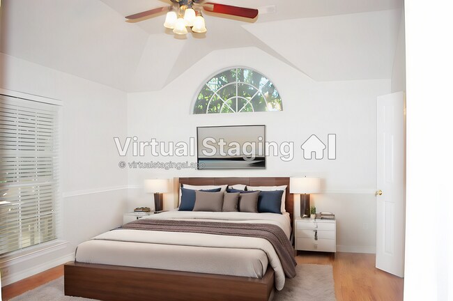 Building Photo - 12801 Conifer Ln