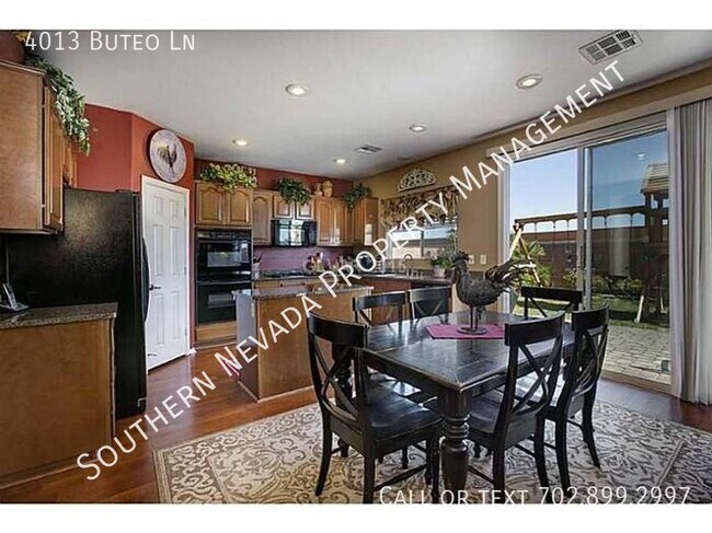 Building Photo - 4 Bed 3 Bath With Huge Loft