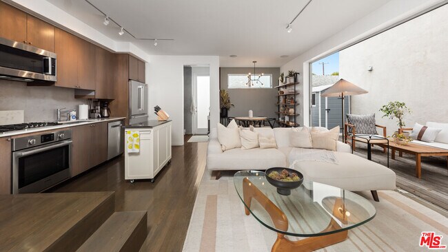 Foto del edificio - 705 Sunset Ave