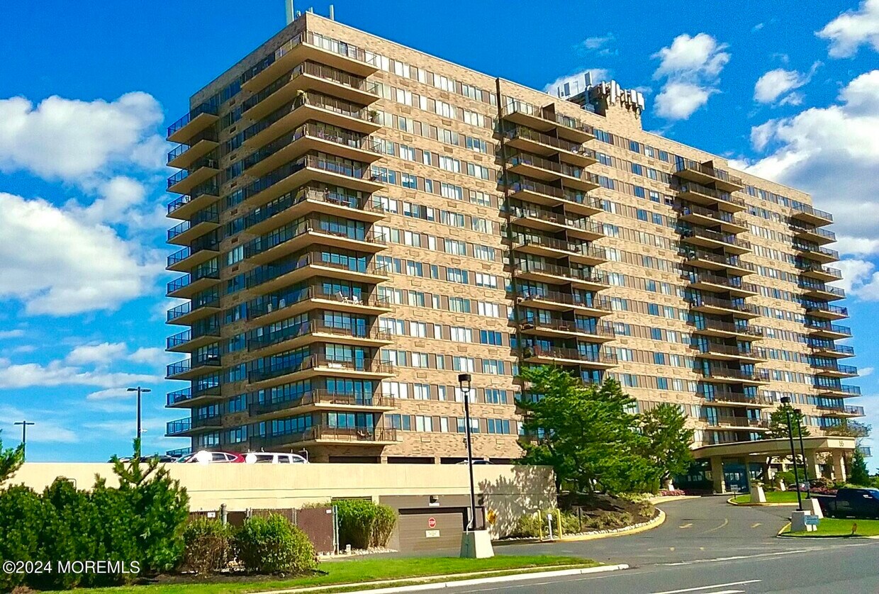 Primary Photo - 55 Ocean Ave